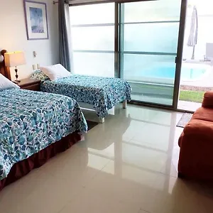  Quarto em Acomodações Particulares Casa Abril Cozzy Suites México