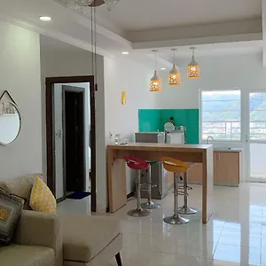 Апартаменты Beach Apartment 